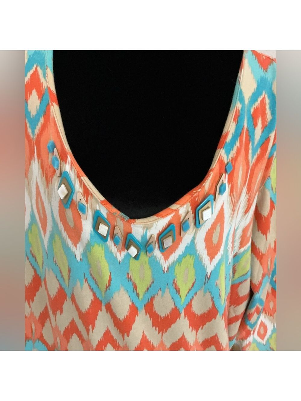 Ruby Rd. Woman Ikat Print Embellished V-Neck 3/4 Sleeve Top – size 2X - Picture 7 of 13